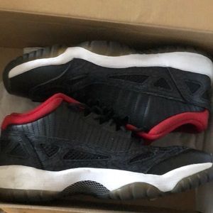 Air Jordan 11 retro low (GS)
